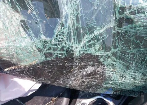 2018 Jeep Cherokee Trailhawk 4X4 z USA, uszkodzony, nr VIN 1C4PJMBXXJD546098